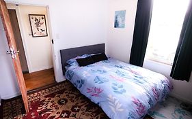Nothing Fancy 90S Queen Room